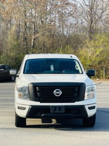 2021 nissan titan crew cab s $17,999