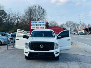 2021 nissan titan crew cab s $17,999