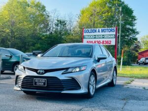 2022 toyota camry le $16,499