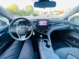 2022 toyota camry le $16,499