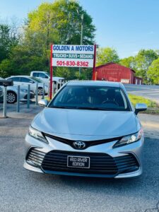 2022 toyota camry le $16,499